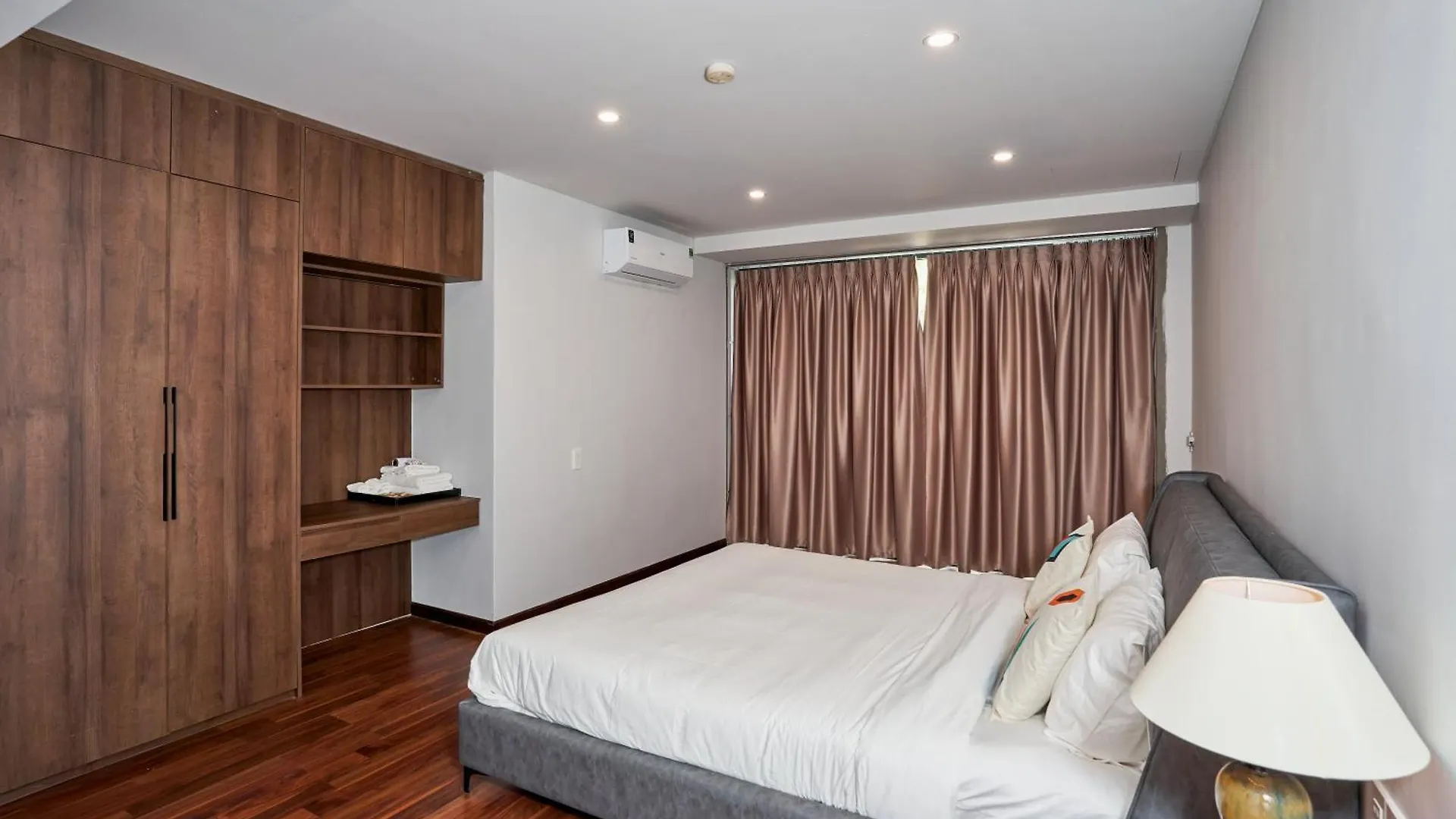 Ocean Retreats Villas Danang 0*, Da Nang
