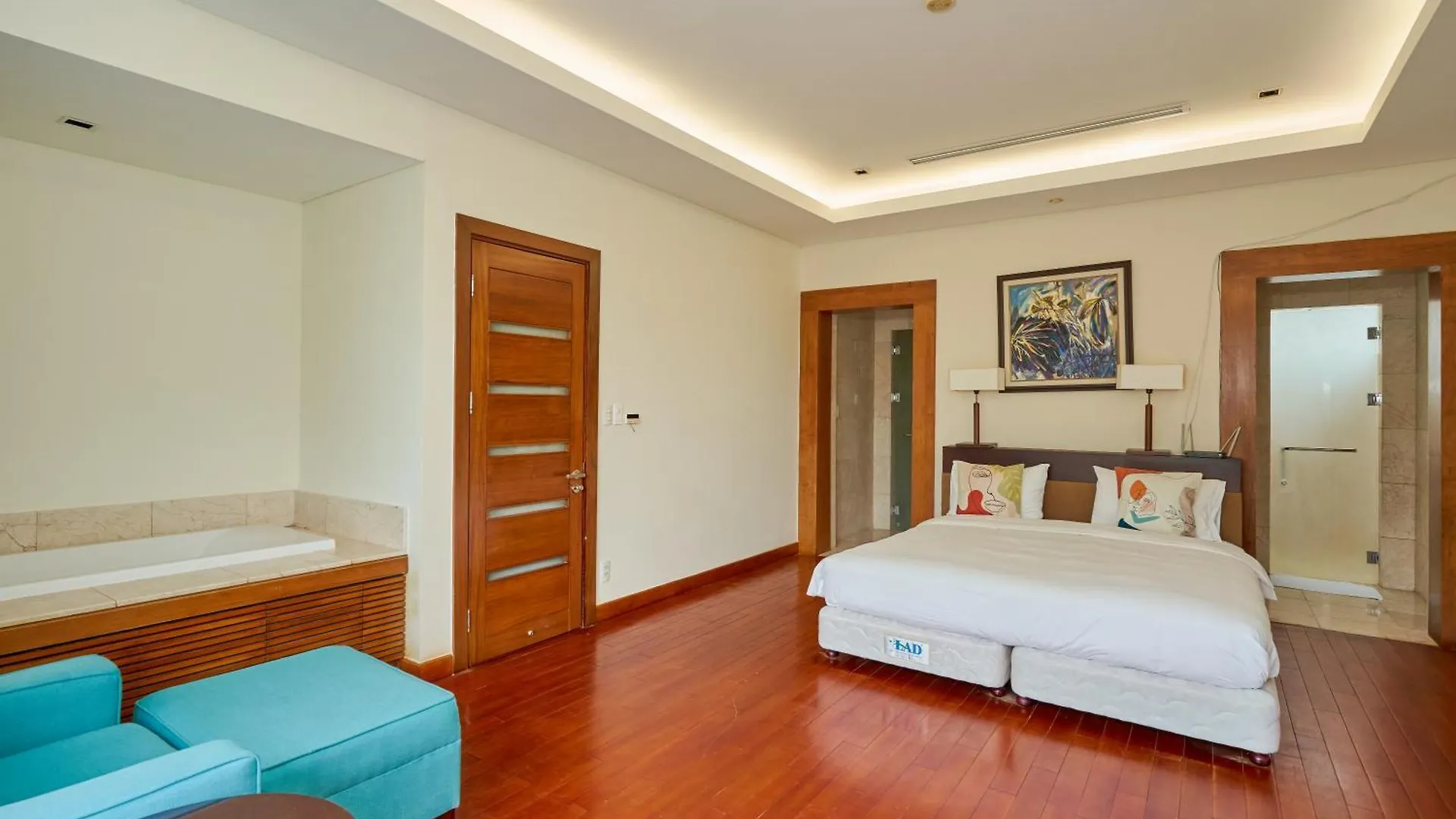 Ocean Retreats Villas Danang