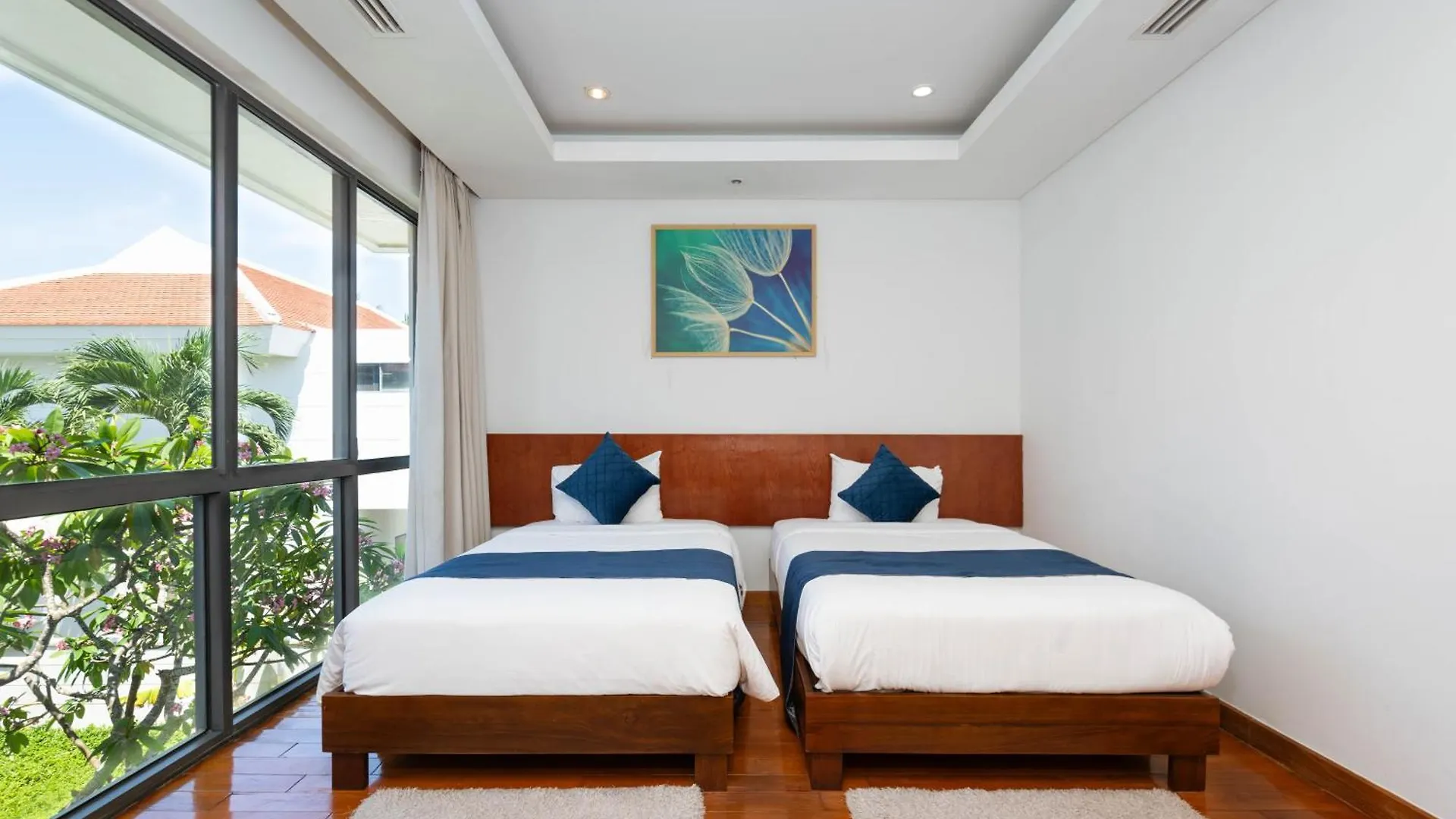 Ocean Retreats Villas Danang  Da Nang
