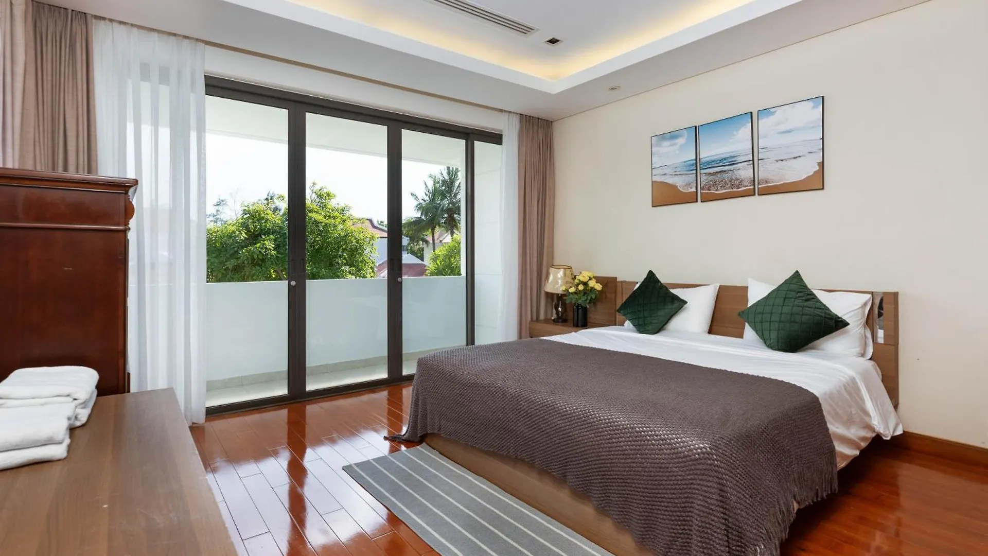 Ocean Retreats Villas Danang 0*, ダナン市 ベトナム